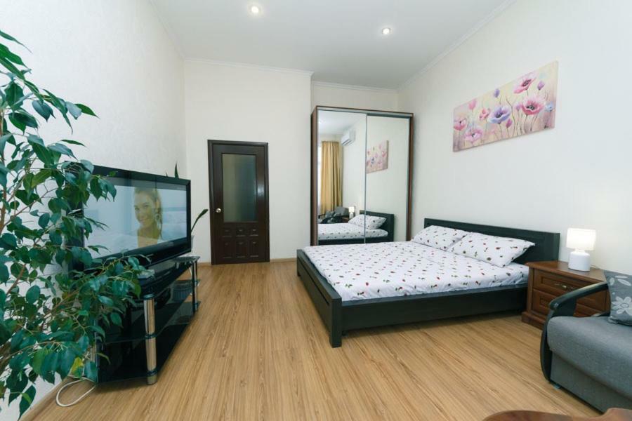 Apartment On Saksahanskoho Street Kiev Eksteriør billede